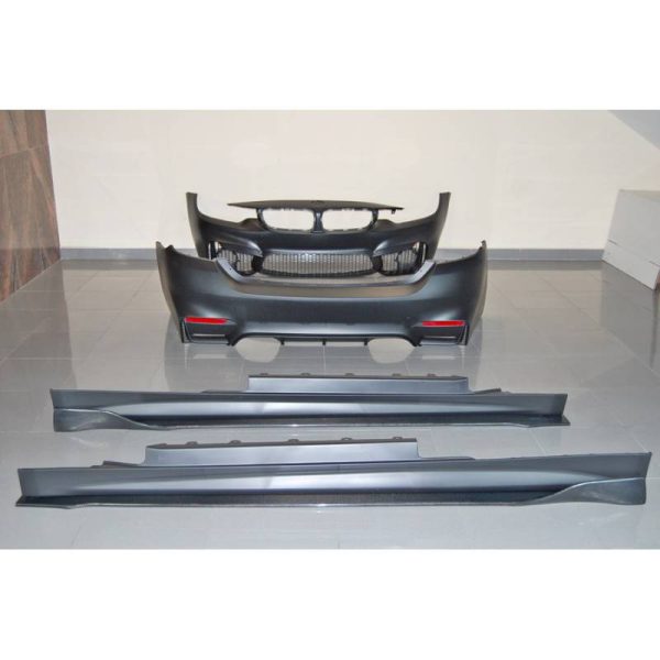 Kit estetico per BMW F32 / F33 Look M4 + Carbonio