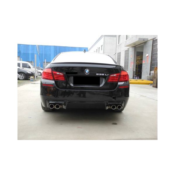 Kit estetico per BMW F10 Look M5