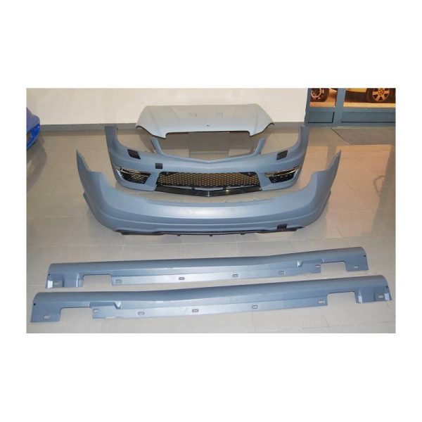 Kit estetico per Mercedes W204 11-13 Look AMG