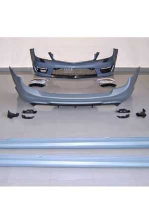 Kit estetico per Mercedes W204 SW 11-13 Look AMG