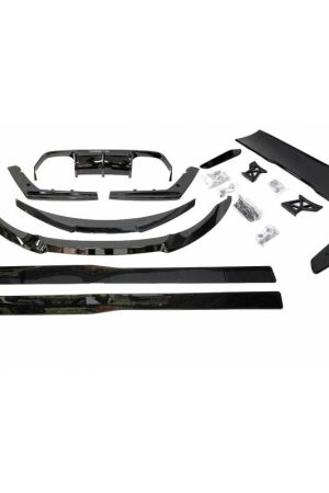 Kit estetico per BMW F82 / F83 M4 Look CS / GTS Nero lucido