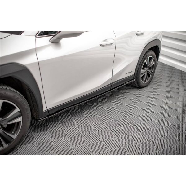 Lama sottoporta Lexus UX Mk1 2018-