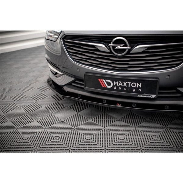 Sottoparaurti splitter anteriore V.1 Opel Insignia Mk2 2017-