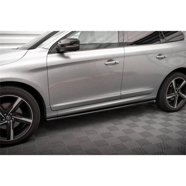 Lama sottoporta per Volvo XC60 R-Design Mk1 Facelift 2013-2017