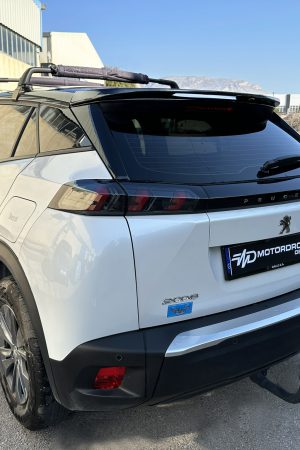 Spoiler alettone posteriore per Peugeot 2008 Mk2 2019-